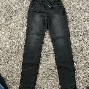 Fashion nova Black skinny Jeans size 5